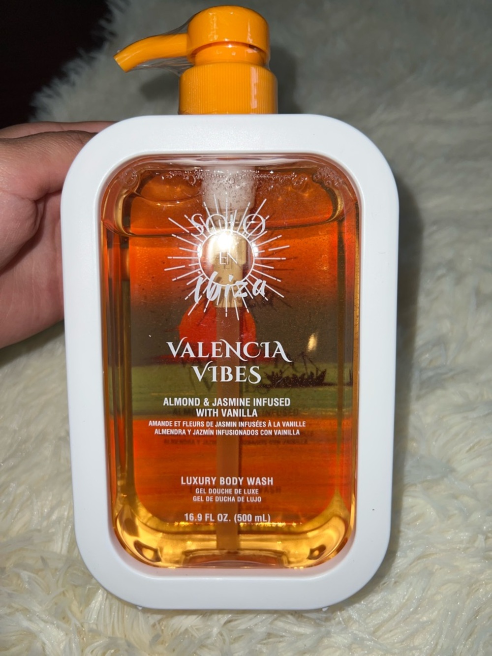 Valencia Vibes Almond & Jasmine Infused Body Wash — Orange